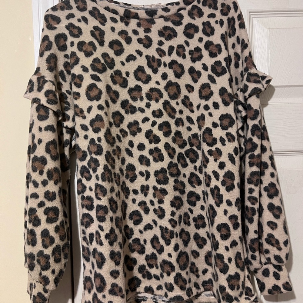 Vine & Love Animal Print Top